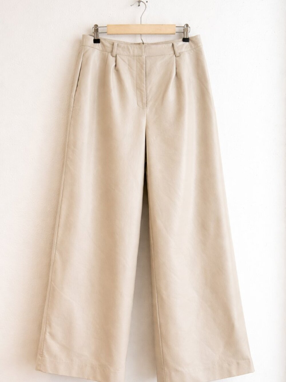 HUTCH Anthropologie Wide Leg Faux High‎ Sheen Leather Pants in Pearl Cream SZ 10 - Picture 4 of 9